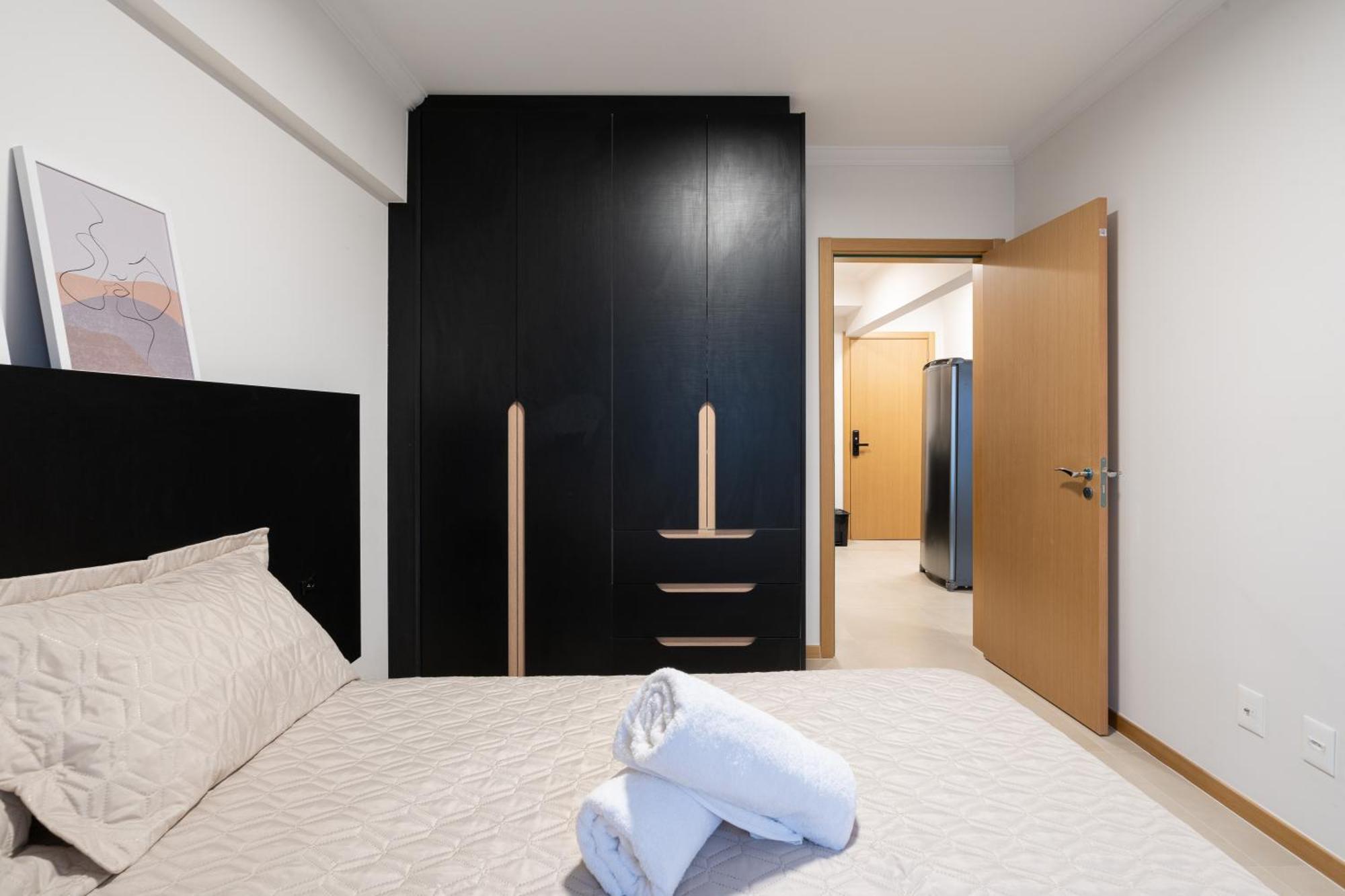 Apartment Localizacao Central! A 450 Metros Da Germanica Loft Com Piscina, Ar-condicionado, Wi-fi, Cozinha Completa, Garagem Privativa, Espaco Zen, Academia, Sauna, E Mercadinho 24h *
